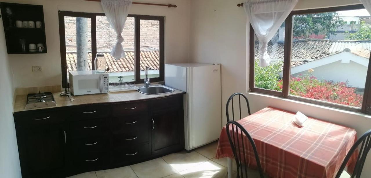 Casa Macondo Bed & Breakfast Cuenca Bagian luar foto