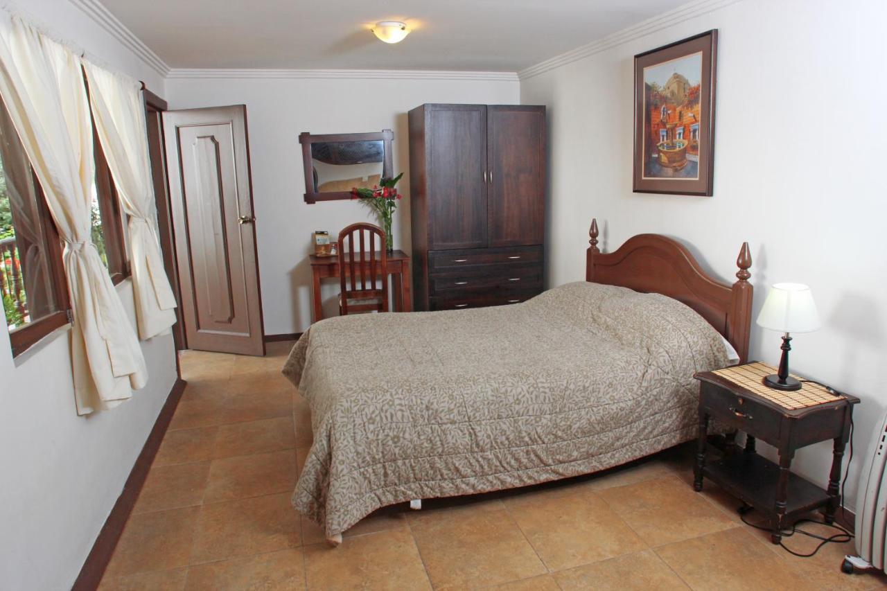 Casa Macondo Bed & Breakfast Cuenca Bagian luar foto